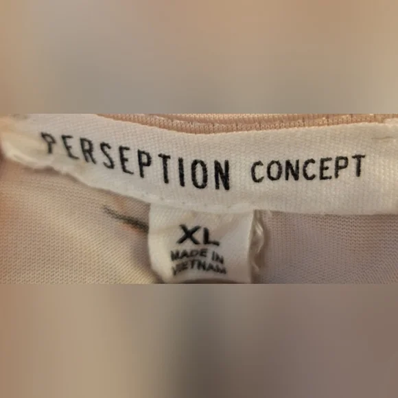 PERSEPTION CONCEPT Floral Ruffle Blouse - Picture 3 of 4